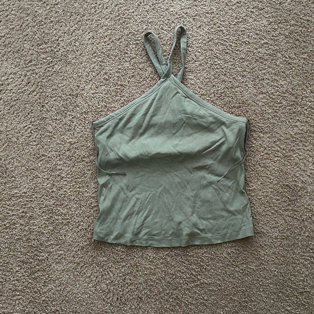 Ribbed halter
